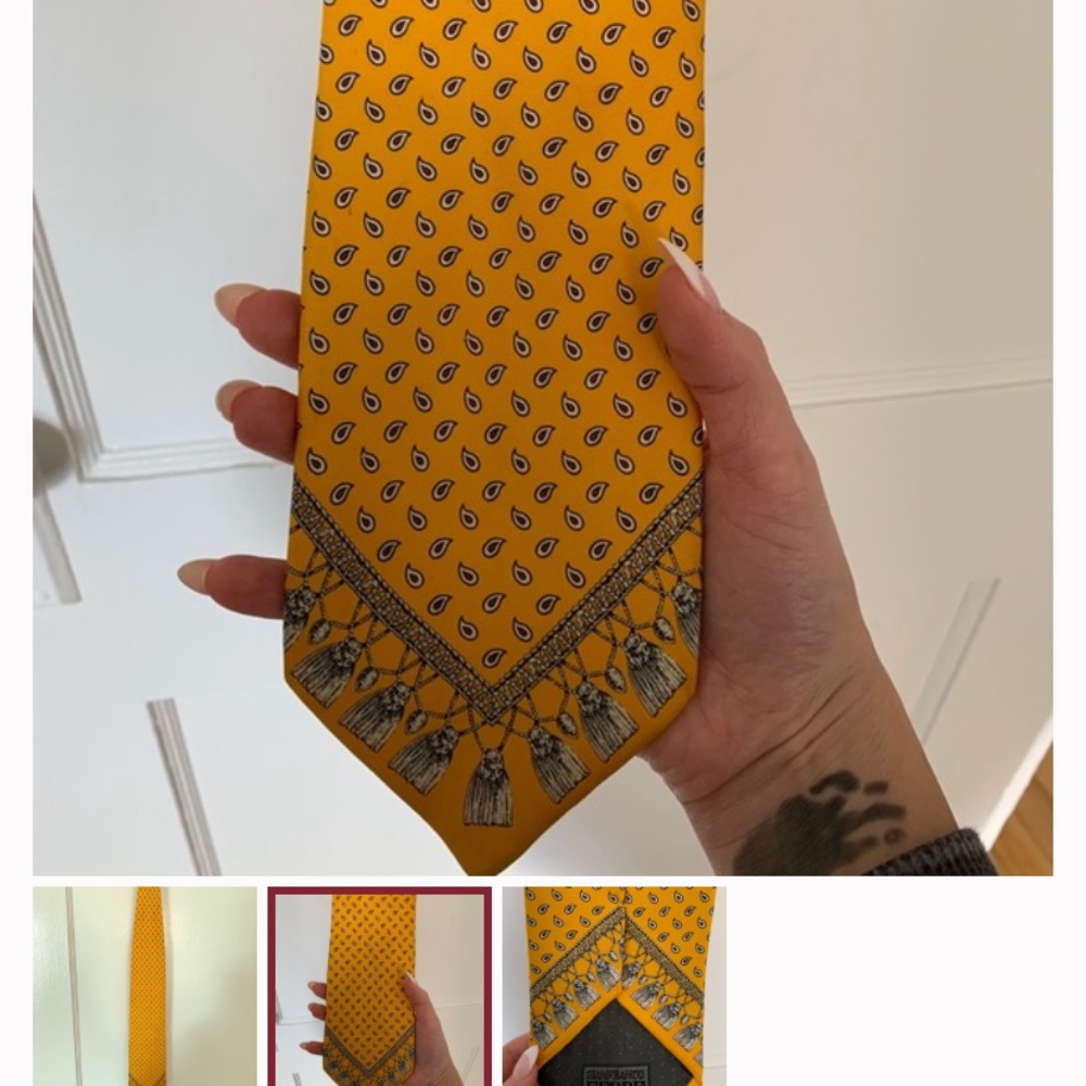 Tie - Picture 2 of 3